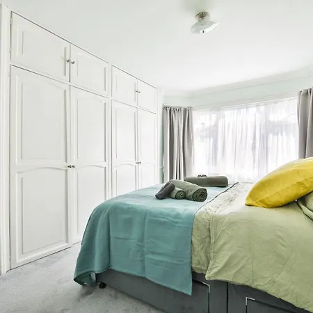 度假居 The Wishing Well- Lovely Spacious In Bs4 Sleeps 8 By Stae- Homes