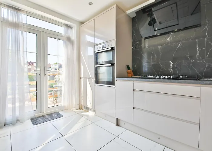 Сasa de vacaciones The Wishing Well- Lovely Spacious In Bs4 Sleeps 8 By Stae- Homes