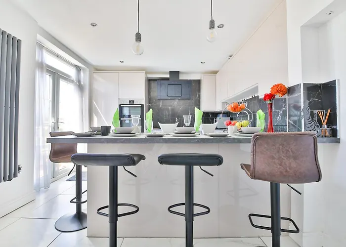 Сasa de vacaciones The Wishing Well- Lovely Spacious In Bs4 Sleeps 8 By Stae- Homes *